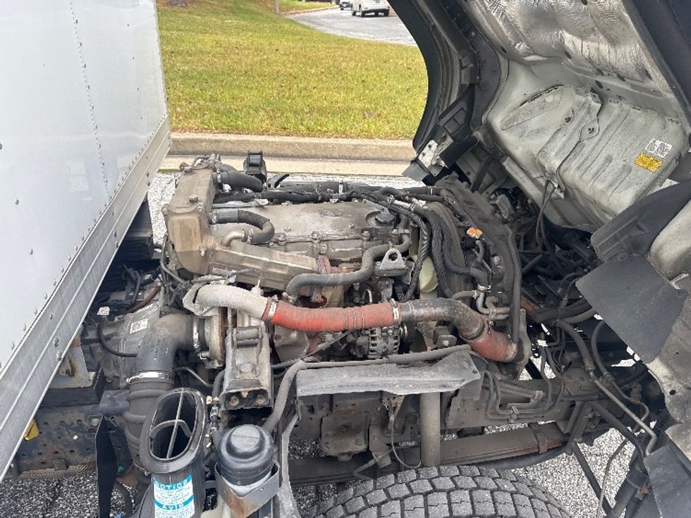 Medium Duty Box Truck-Light and Medium Duty Trucks-Isuzu-2020-NQR-Essex-MD-117,146\n\t\tmiles-$ 43,000 - Image 23