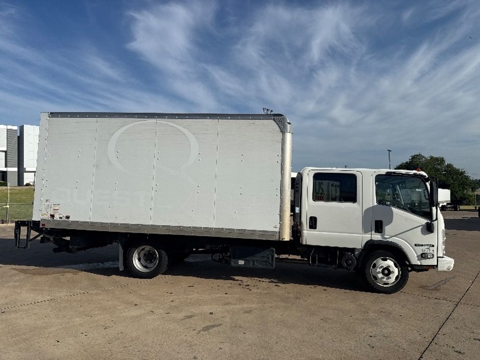 Medium Duty Box Truck-Light and Medium Duty Trucks-Isuzu-2020-NQR-Grand Prairie-TX-145,682\n\t\tmiles-$ 45,250 - Image 14