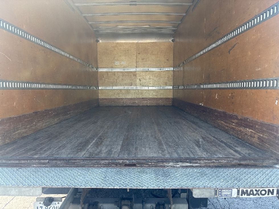 Medium Duty Box Truck-Light and Medium Duty Trucks-Isuzu-2020-NQR-Greensboro-NC-125,088\n\t\tmiles-$ 42,250 - Image 10