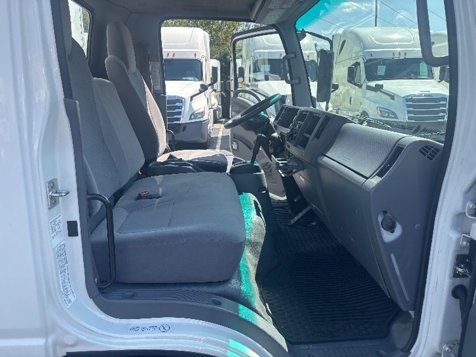 Medium Duty Box Truck-Light and Medium Duty Trucks-Isuzu-2020-NQR-Greensboro-NC-125,088\n\t\tmiles-$ 42,250 - Image 22
