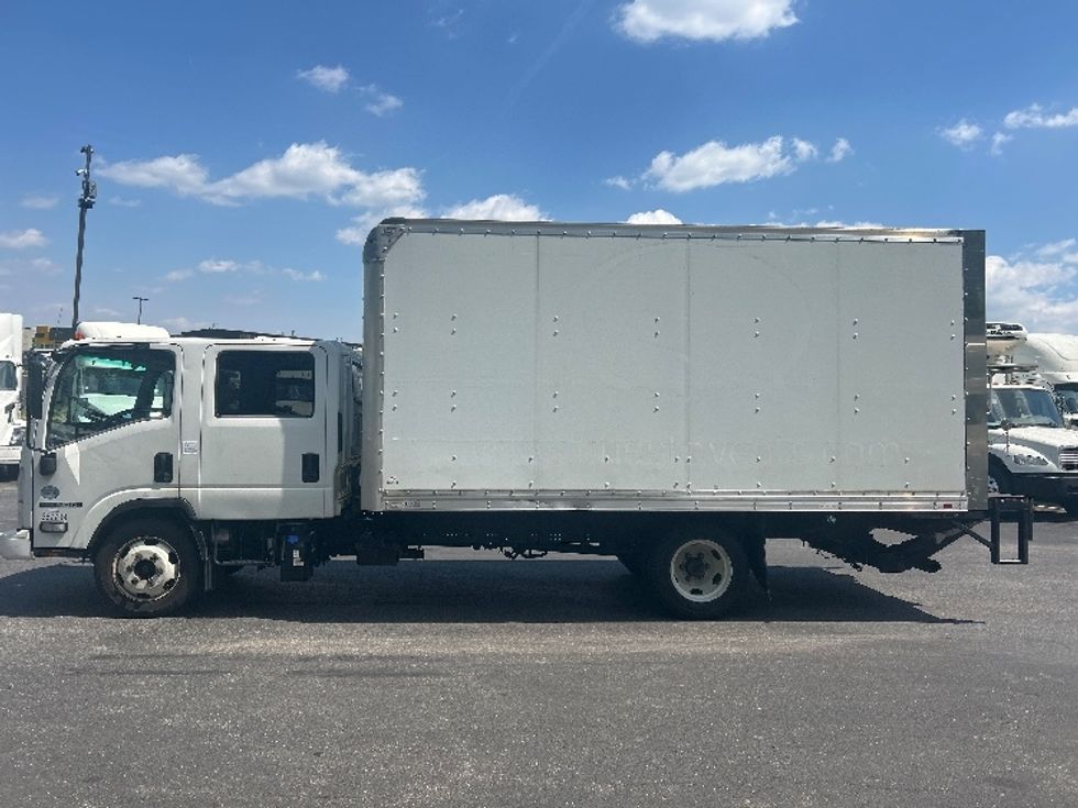 Medium Duty Box Truck-Light and Medium Duty Trucks-Isuzu-2020-NQR-Jessup-MD-91,689\n\t\tmiles-$ 49,750 - Image 4