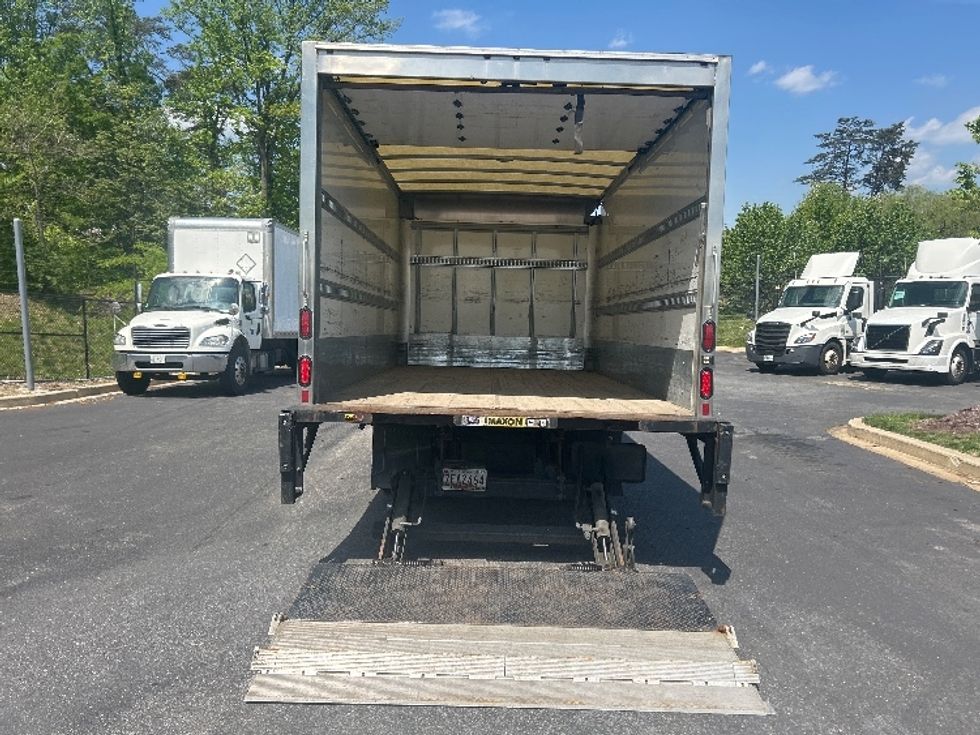 Medium Duty Box Truck-Light and Medium Duty Trucks-Isuzu-2020-NQR-Jessup-MD-91,689\n\t\tmiles-$ 49,750 - Image 9
