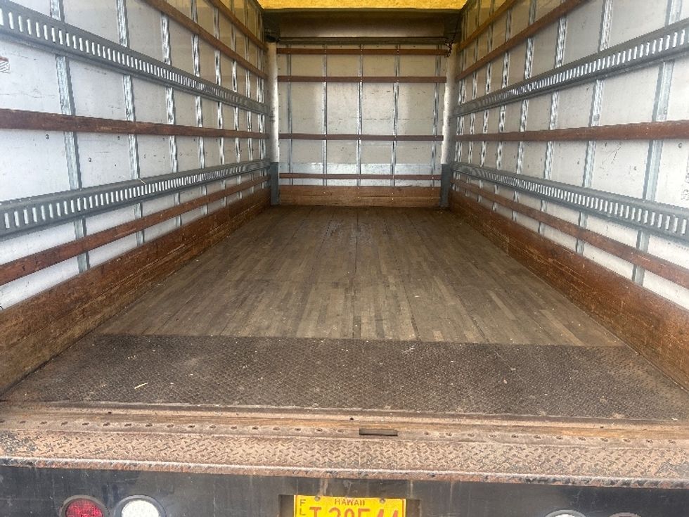 Medium Duty Box Truck-Light and Medium Duty Trucks-Isuzu-2020-NQR-Kapolei-HI-67,618\n\t\tmiles-$ 50,500 - Image 10