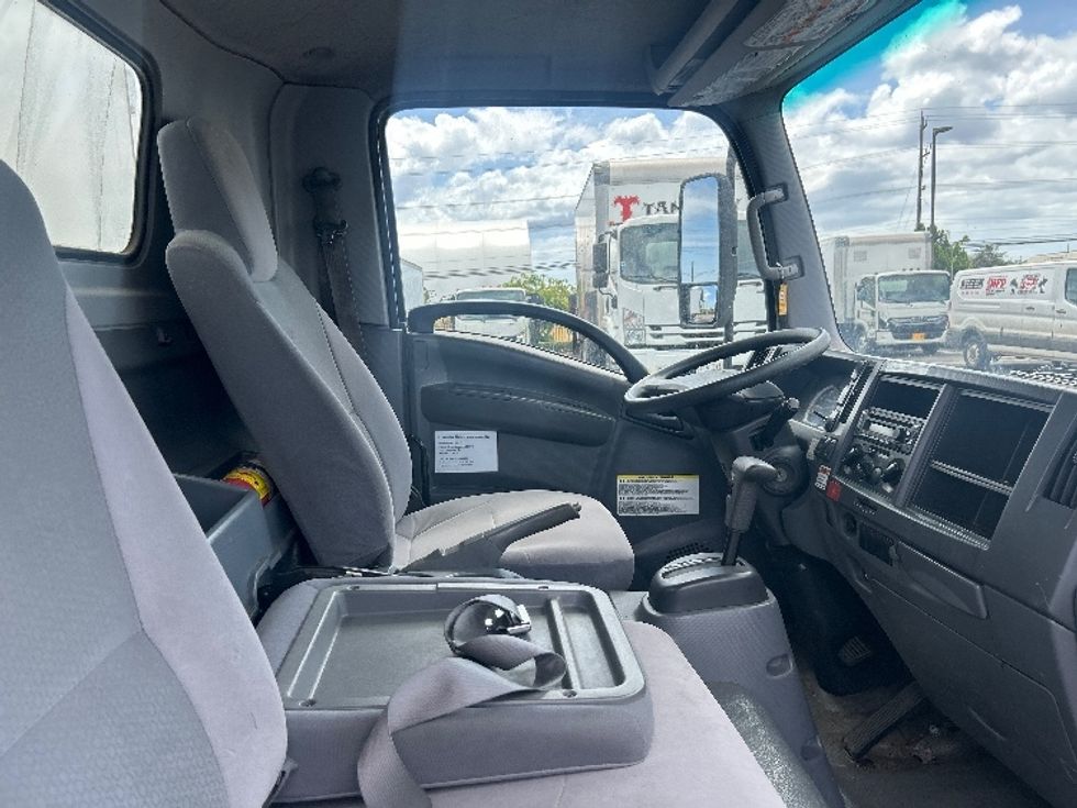 Medium Duty Box Truck-Light and Medium Duty Trucks-Isuzu-2020-NQR-Kapolei-HI-67,618\n\t\tmiles-$ 50,500 - Image 22