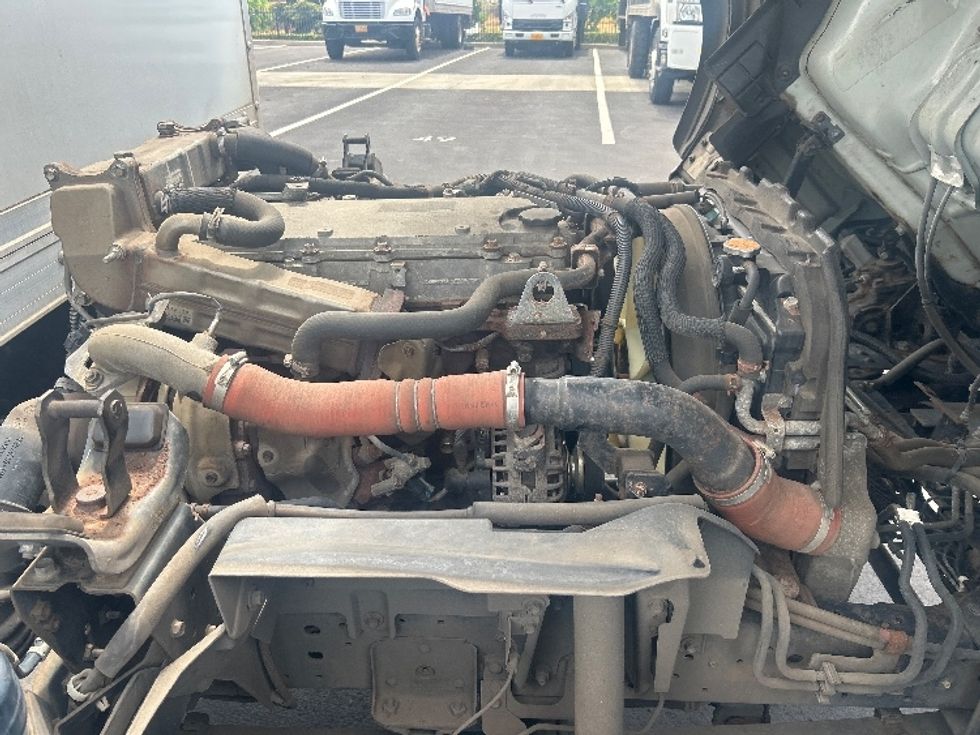 Medium Duty Box Truck-Light and Medium Duty Trucks-Isuzu-2020-NQR-Kapolei-HI-67,618\n\t\tmiles-$ 50,500 - Image 23