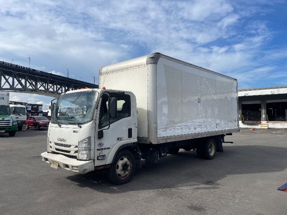 2020 Isuzu NQR Medium Duty Box Truck