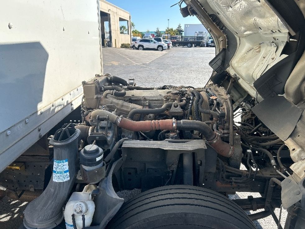 Medium Duty Box Truck-Light and Medium Duty Trucks-Isuzu-2020-NQR-La Mirada-CA-102,063\n\t\tmiles-$ 46,750 - Image 23