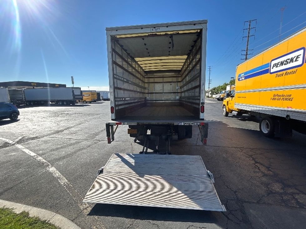 Medium Duty Box Truck-Light and Medium Duty Trucks-Isuzu-2020-NQR-La Mirada-CA-102,063\n\t\tmiles-$ 46,750 - Image 9