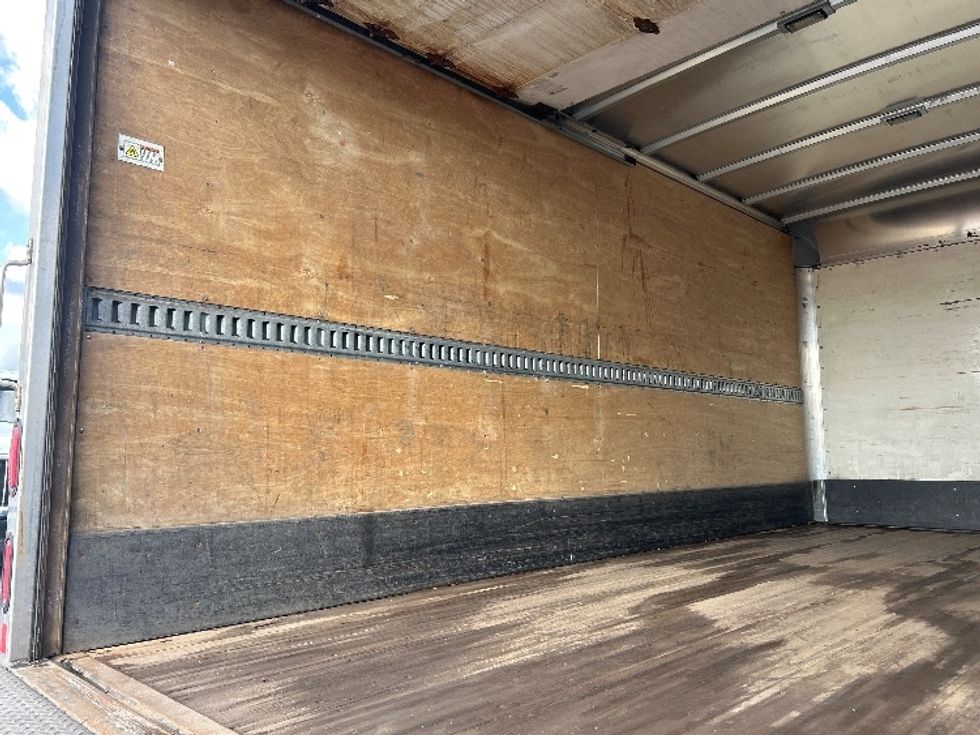 Medium Duty Box Truck-Light and Medium Duty Trucks-Isuzu-2020-NQR-La Porte-IN-159,256\n\t\tmiles-$ 36,750 - Image 11