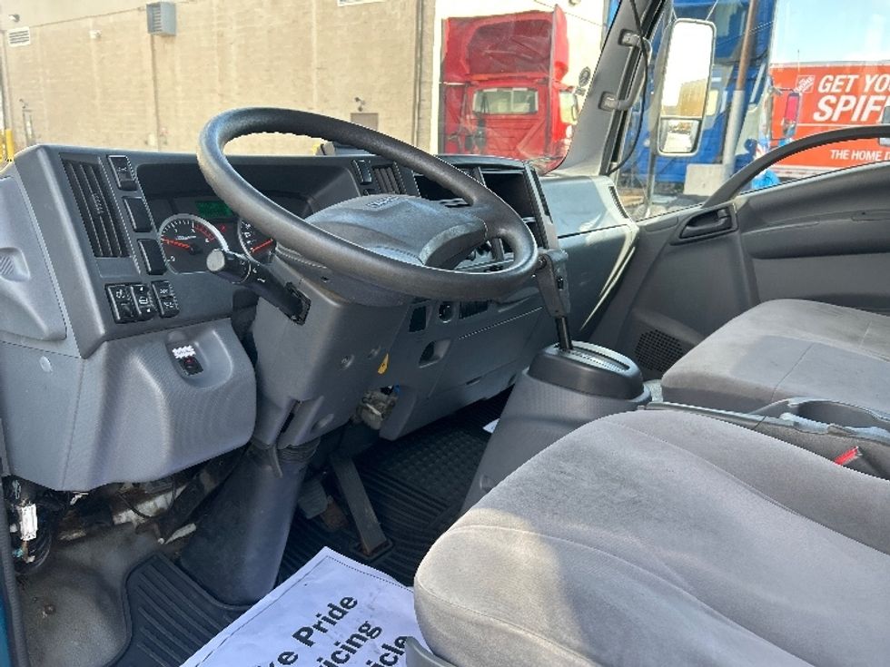 Medium Duty Box Truck-Light and Medium Duty Trucks-Isuzu-2020-NQR-La Porte-IN-159,256\n\t\tmiles-$ 36,750 - Image 17
