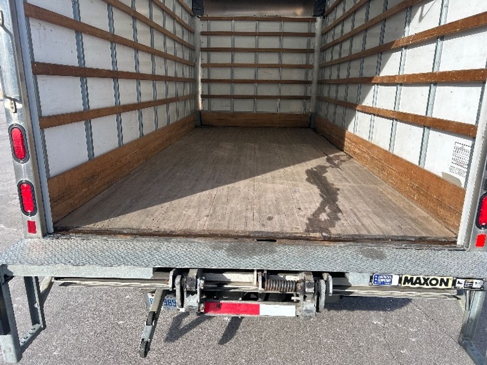 Medium Duty Box Truck-Light and Medium Duty Trucks-Isuzu-2020-NQR-Lansing-MI-59,750\n\t\tmiles-$ 50,000 - Image 10