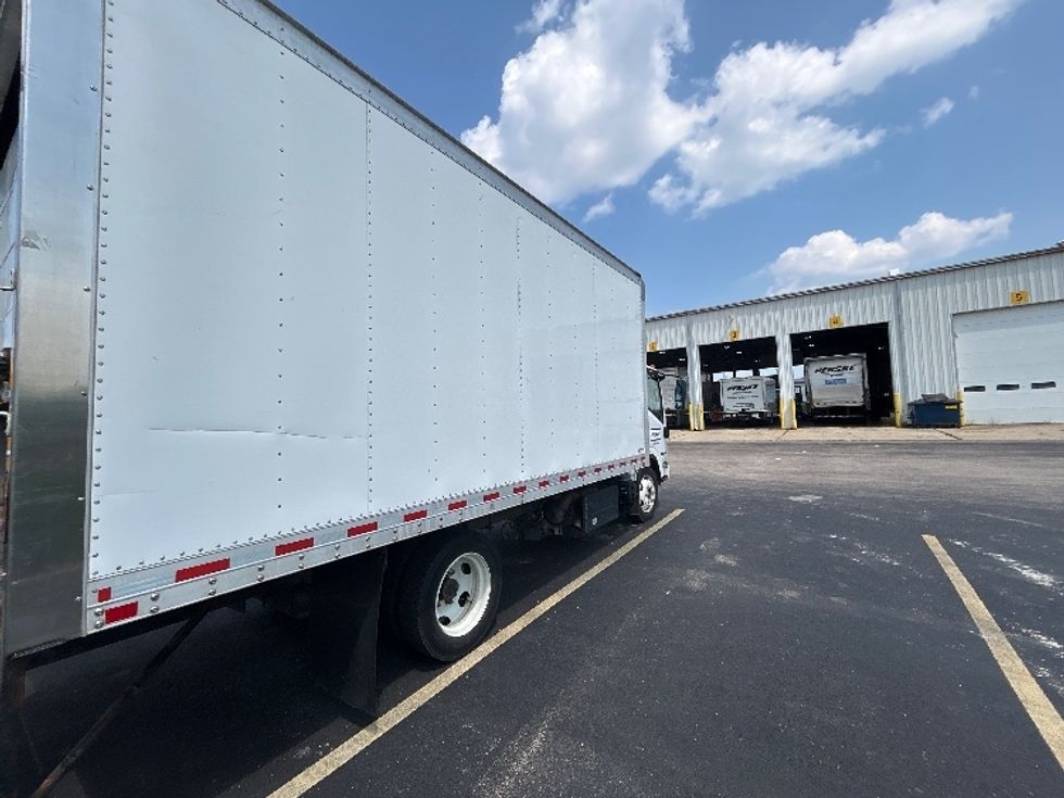 Medium Duty Box Truck-Light and Medium Duty Trucks-Isuzu-2020-NQR-Milwaukee-WI-46,579\n\t\tmiles-$ 50,750 - Image 13