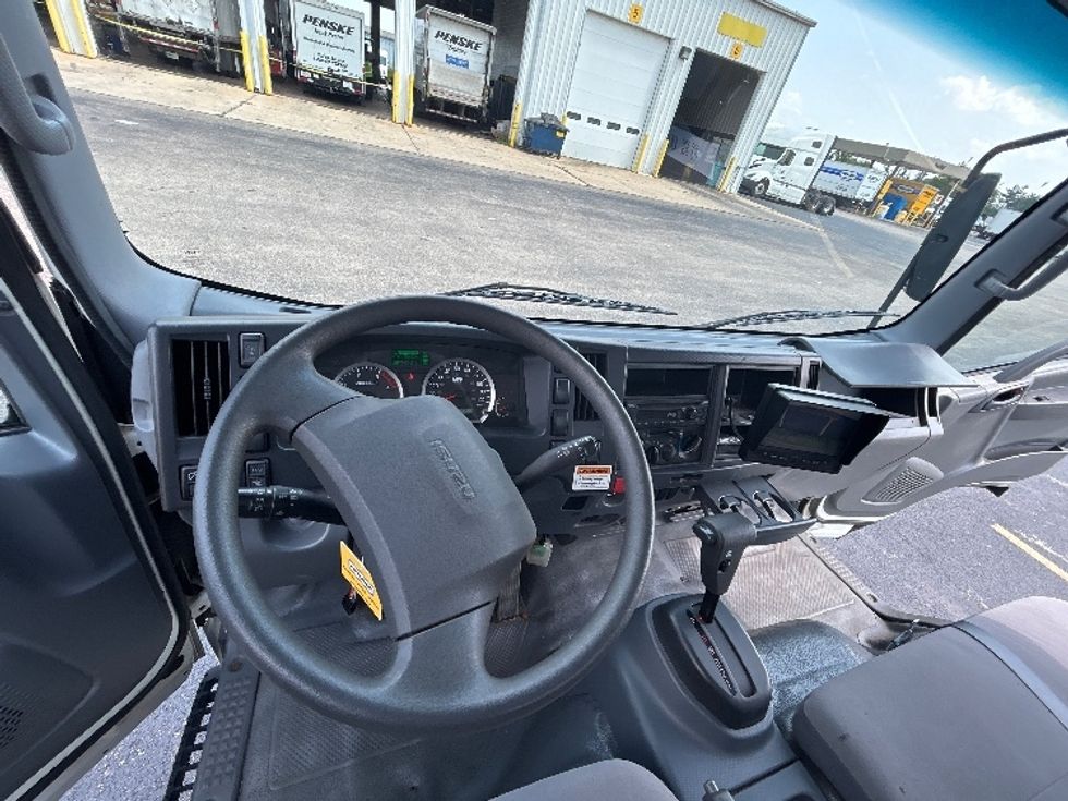 Medium Duty Box Truck-Light and Medium Duty Trucks-Isuzu-2020-NQR-Milwaukee-WI-46,579\n\t\tmiles-$ 50,750 - Image 18