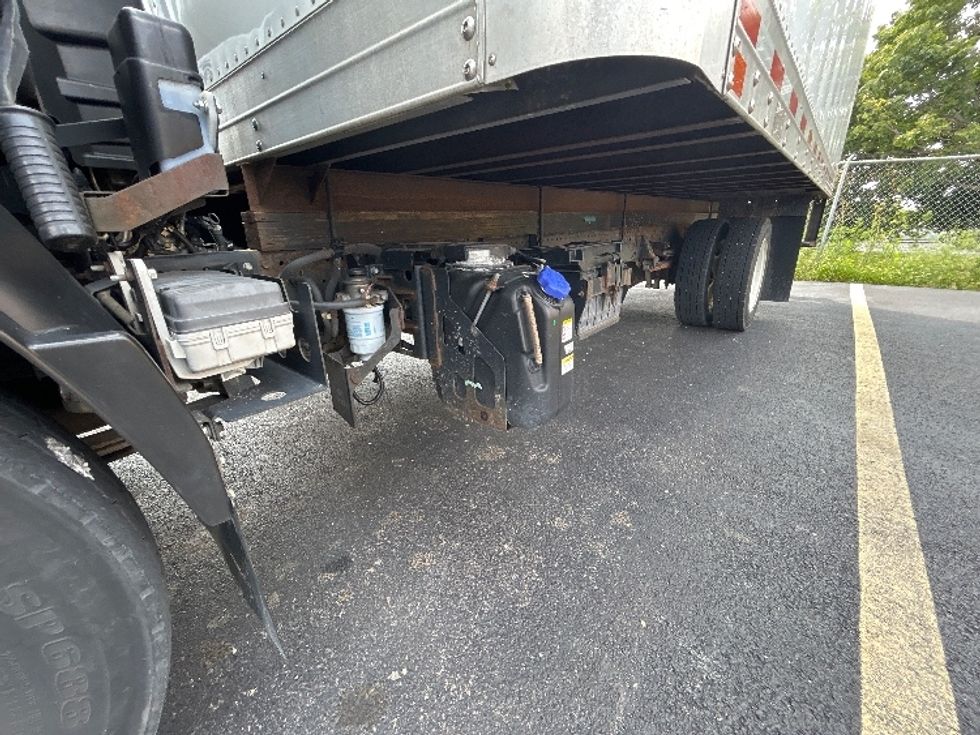 Medium Duty Box Truck-Light and Medium Duty Trucks-Isuzu-2020-NQR-Milwaukee-WI-46,579\n\t\tmiles-$ 50,750 - Image 5