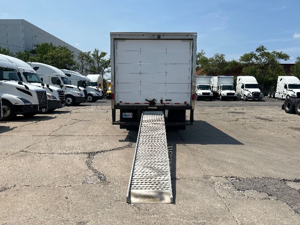 Medium Duty Box Truck-Light and Medium Duty Trucks-Isuzu-2020-NQR-Milwaukee-WI-46,579\n\t\tmiles-$ 50,750 - Image 9