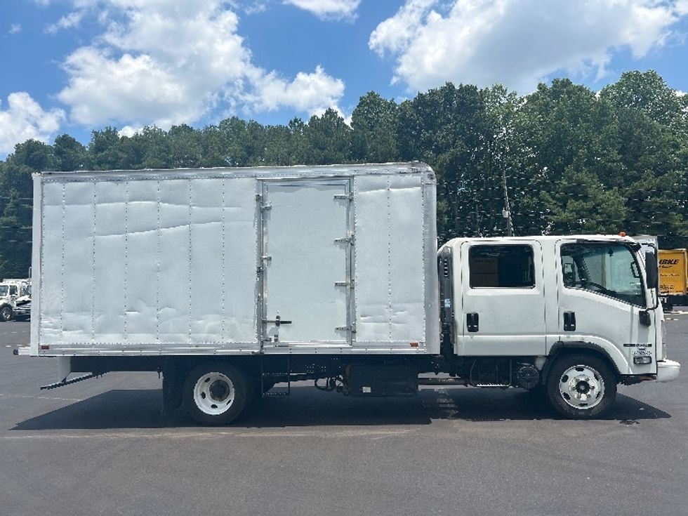Medium Duty Box Truck-Light and Medium Duty Trucks-Isuzu-2020-NQR-Norcross-GA-140,433\n\t\tmiles-$ 42,750 - Image 14