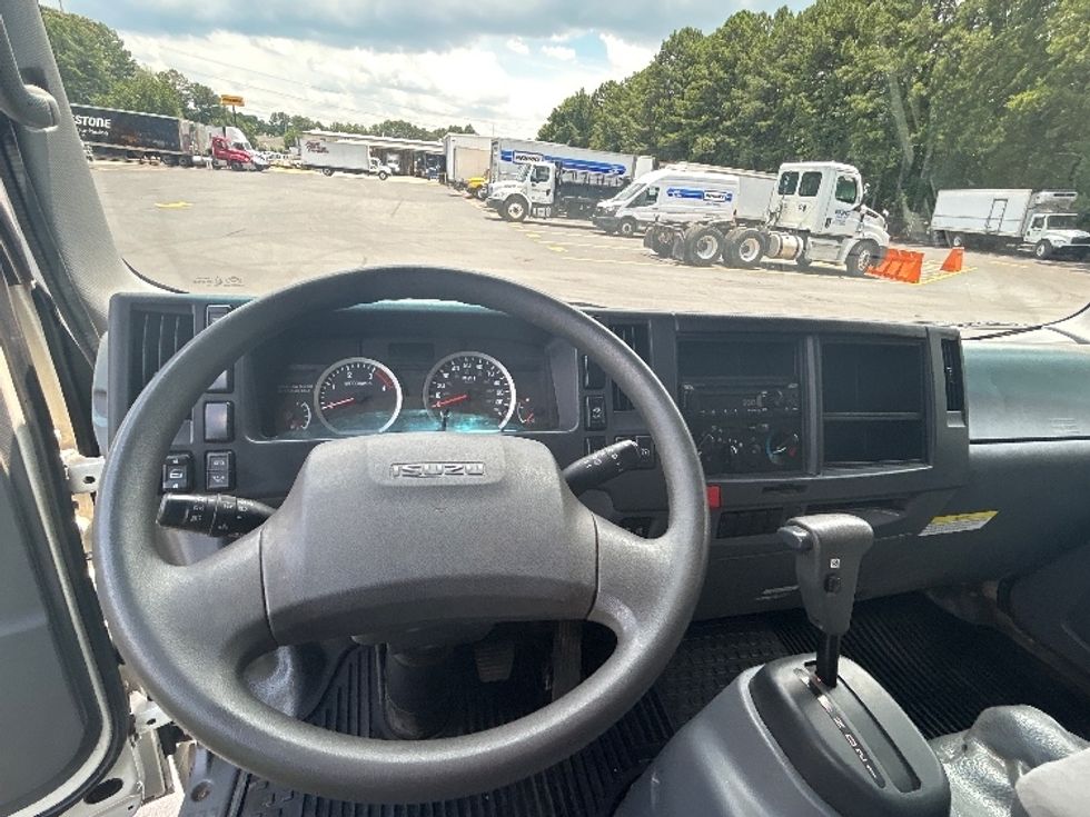 Medium Duty Box Truck-Light and Medium Duty Trucks-Isuzu-2020-NQR-Norcross-GA-140,433\n\t\tmiles-$ 42,750 - Image 17