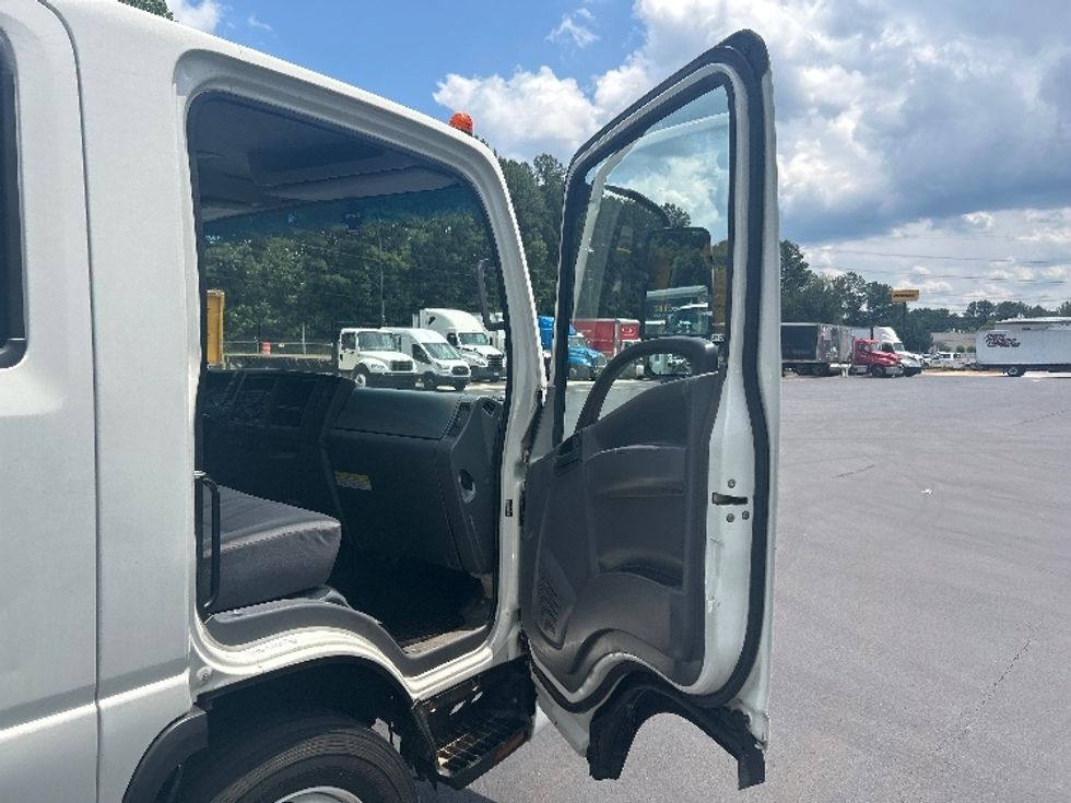 Medium Duty Box Truck-Light and Medium Duty Trucks-Isuzu-2020-NQR-Norcross-GA-140,433\n\t\tmiles-$ 42,750 - Image 19