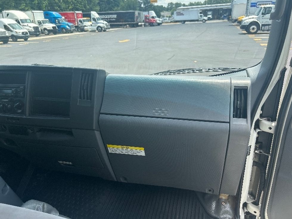 Medium Duty Box Truck-Light and Medium Duty Trucks-Isuzu-2020-NQR-Norcross-GA-140,433\n\t\tmiles-$ 42,750 - Image 20