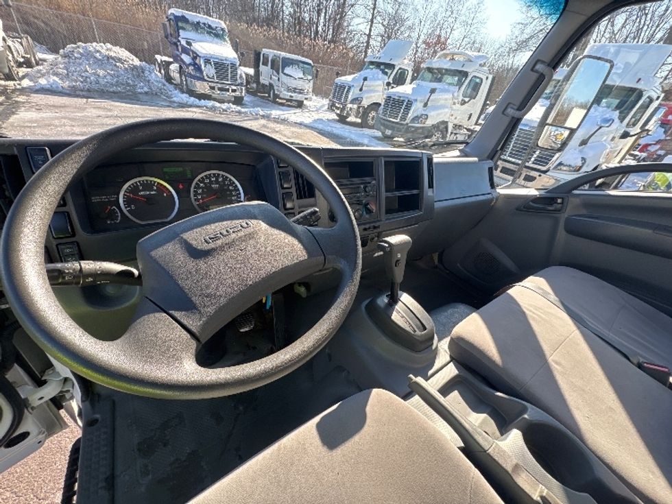Medium Duty Box Truck-Light and Medium Duty Trucks-Isuzu-2020-NQR-Parsippany-NJ-100,925\n\t\tmiles-$ 43,500 - Image 18