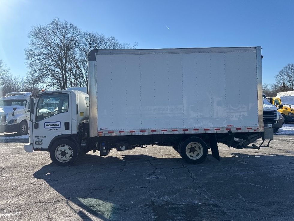 Medium Duty Box Truck-Light and Medium Duty Trucks-Isuzu-2020-NQR-Parsippany-NJ-100,925\n\t\tmiles-$ 43,500 - Image 4