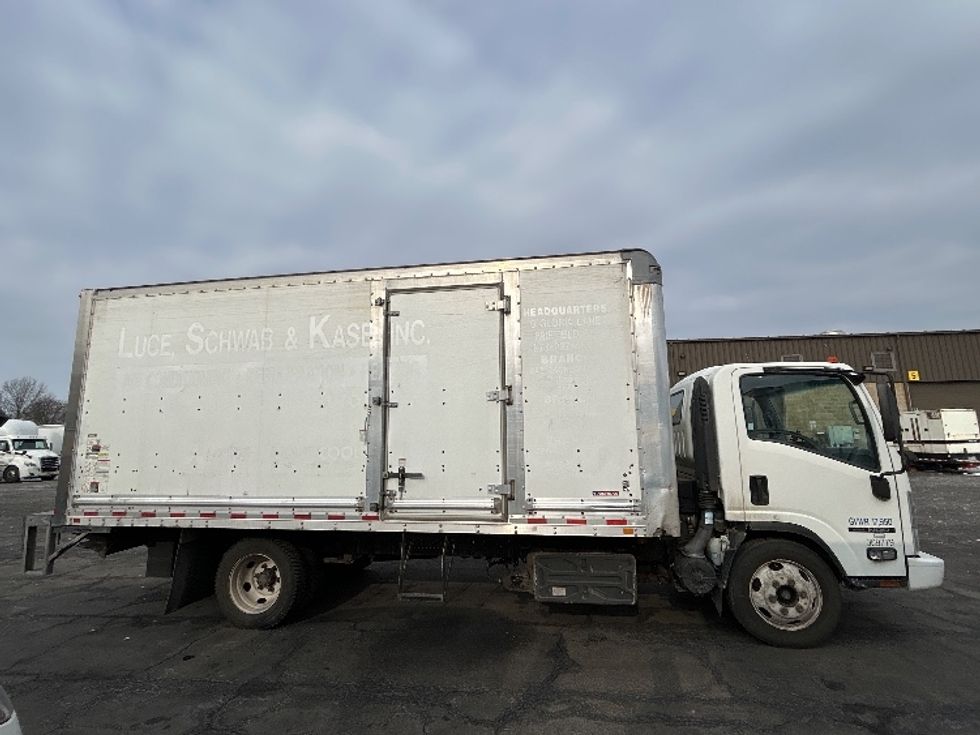 Medium Duty Box Truck-Light and Medium Duty Trucks-Isuzu-2020-NQR-Parsippany-NJ-144,758\n\t\tmiles-$ 38,500 - Image 15
