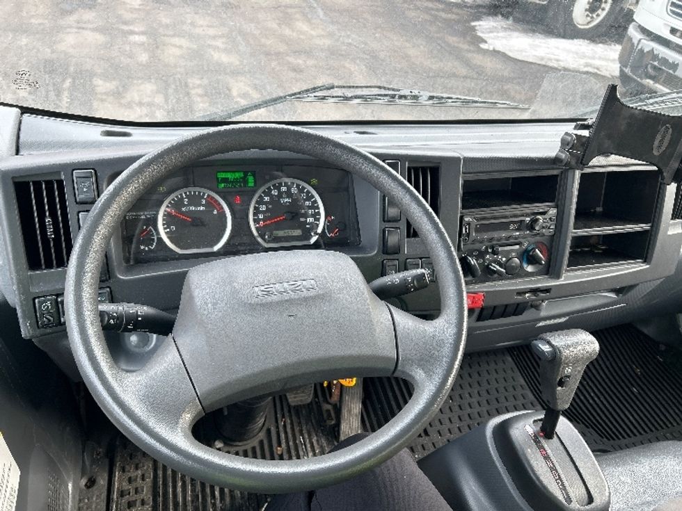 Medium Duty Box Truck-Light and Medium Duty Trucks-Isuzu-2020-NQR-Parsippany-NJ-144,758\n\t\tmiles-$ 38,500 - Image 18