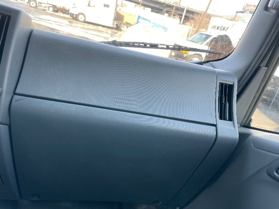 Medium Duty Box Truck-Light and Medium Duty Trucks-Isuzu-2020-NQR-Parsippany-NJ-144,758\n\t\tmiles-$ 38,500 - Image 21