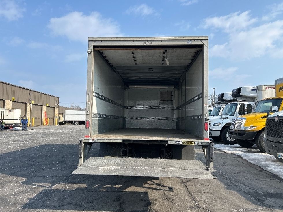 Medium Duty Box Truck-Light and Medium Duty Trucks-Isuzu-2020-NQR-Parsippany-NJ-144,758\n\t\tmiles-$ 38,500 - Image 9
