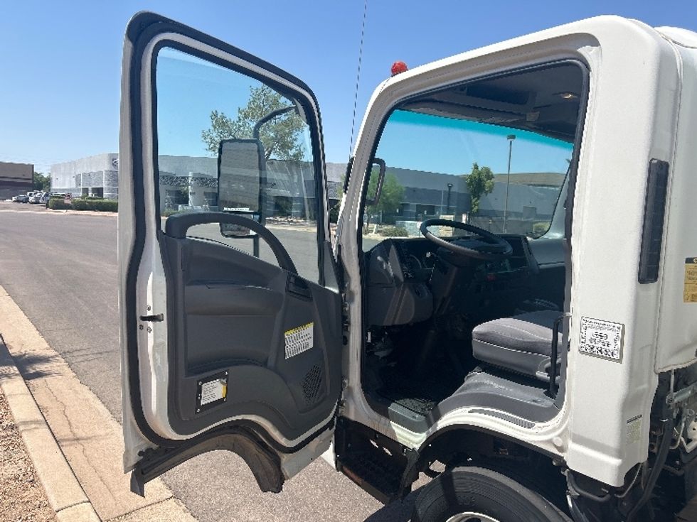 Medium Duty Box Truck-Light and Medium Duty Trucks-Isuzu-2020-NQR-Phoenix-AZ-73,810\n\t\tmiles-$ 48,000 - Image 16