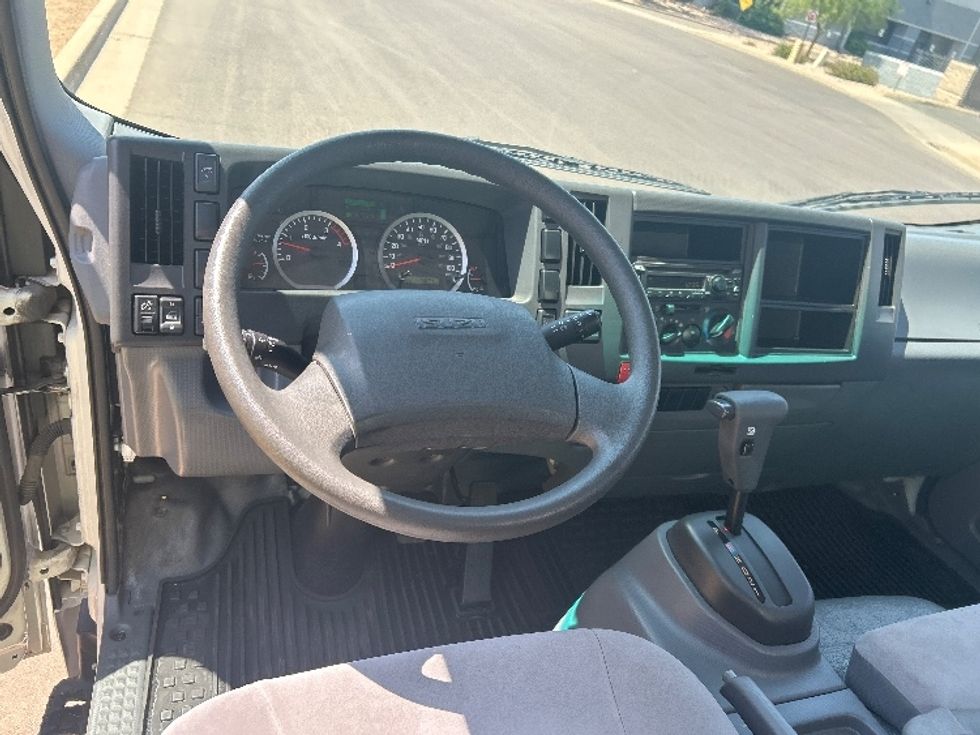 Medium Duty Box Truck-Light and Medium Duty Trucks-Isuzu-2020-NQR-Phoenix-AZ-73,810\n\t\tmiles-$ 48,000 - Image 18