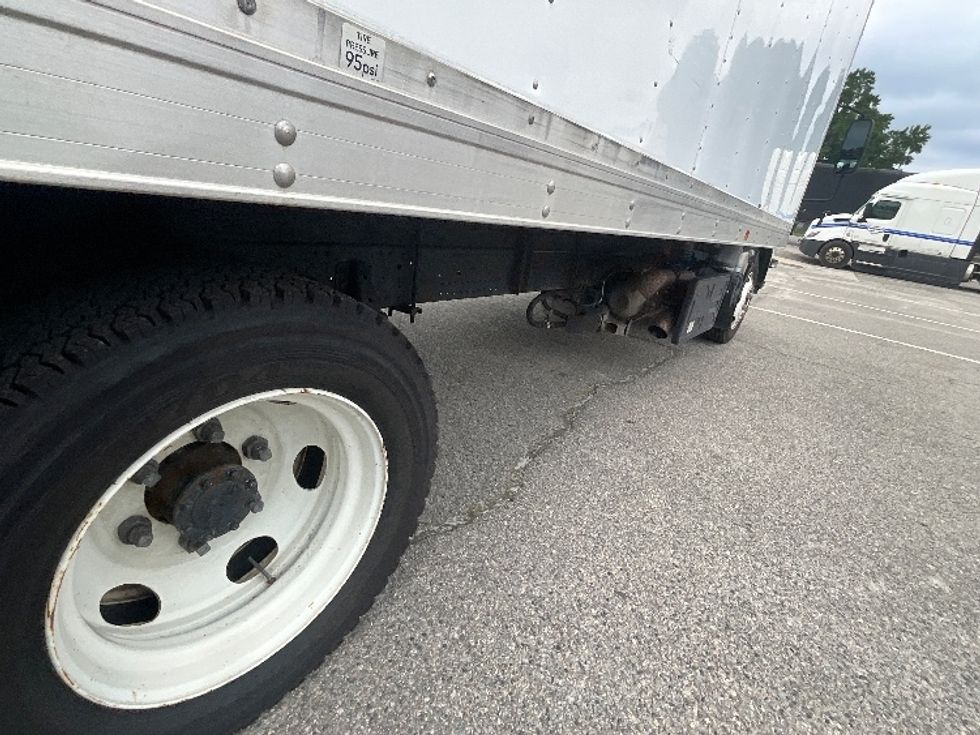 Medium Duty Box Truck-Light and Medium Duty Trucks-Isuzu-2020-NQR-Prince George-VA-109,924\n\t\tmiles-$ 44,000 - Image 14