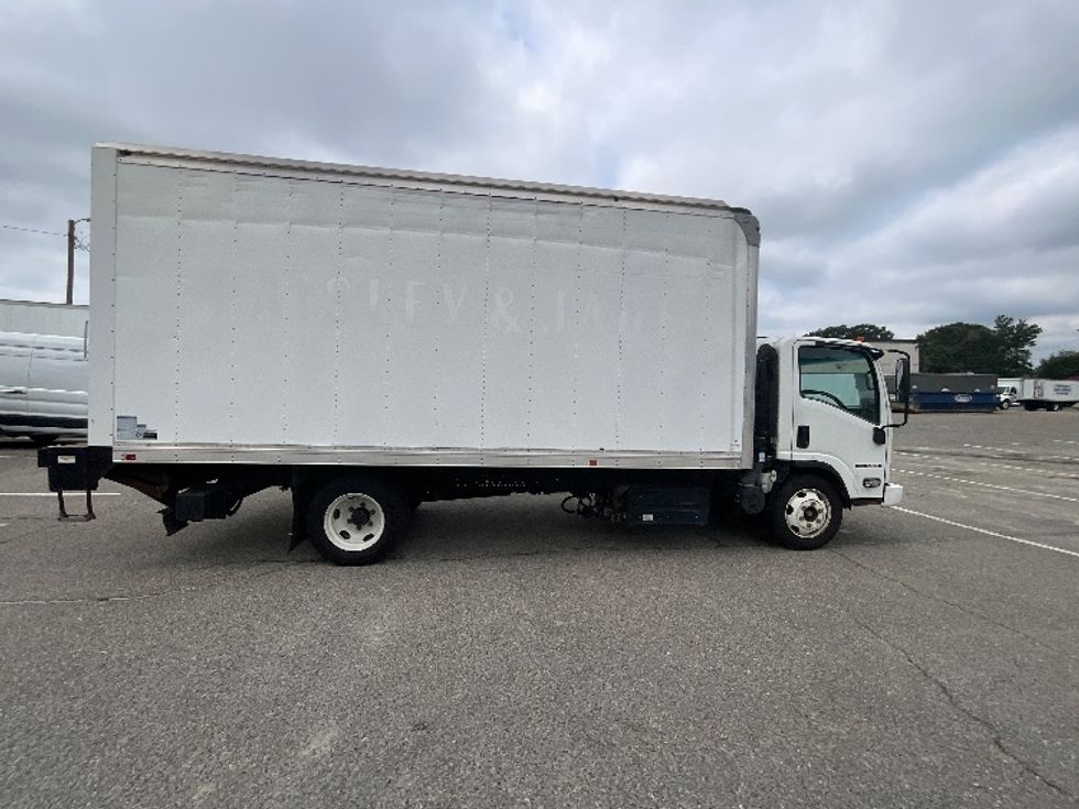 Medium Duty Box Truck-Light and Medium Duty Trucks-Isuzu-2020-NQR-Prince George-VA-109,924\n\t\tmiles-$ 44,000 - Image 15