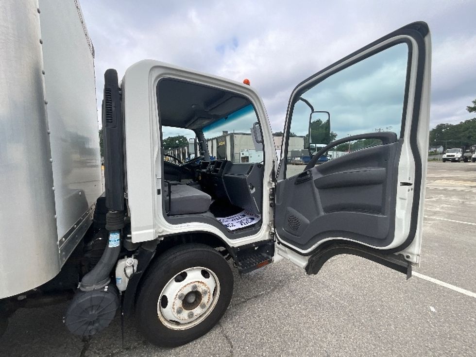 Medium Duty Box Truck-Light and Medium Duty Trucks-Isuzu-2020-NQR-Prince George-VA-109,924\n\t\tmiles-$ 44,000 - Image 20
