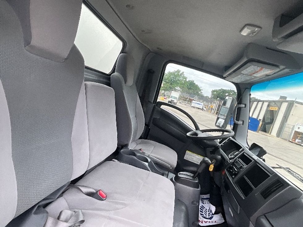 Medium Duty Box Truck-Light and Medium Duty Trucks-Isuzu-2020-NQR-Prince George-VA-109,924\n\t\tmiles-$ 44,000 - Image 22
