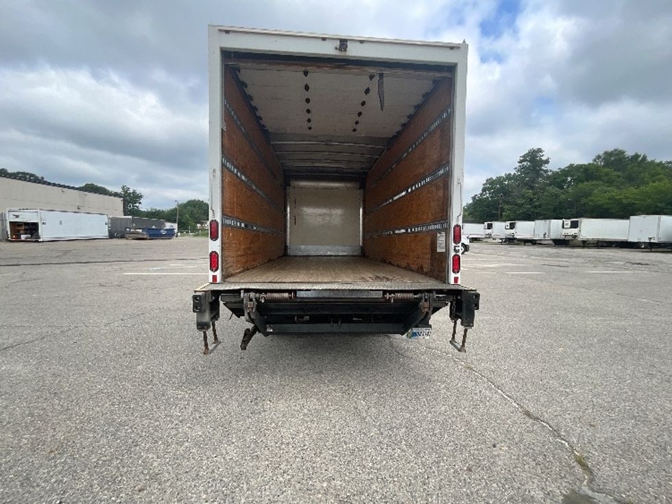 Medium Duty Box Truck-Light and Medium Duty Trucks-Isuzu-2020-NQR-Prince George-VA-109,924\n\t\tmiles-$ 44,000 - Image 8
