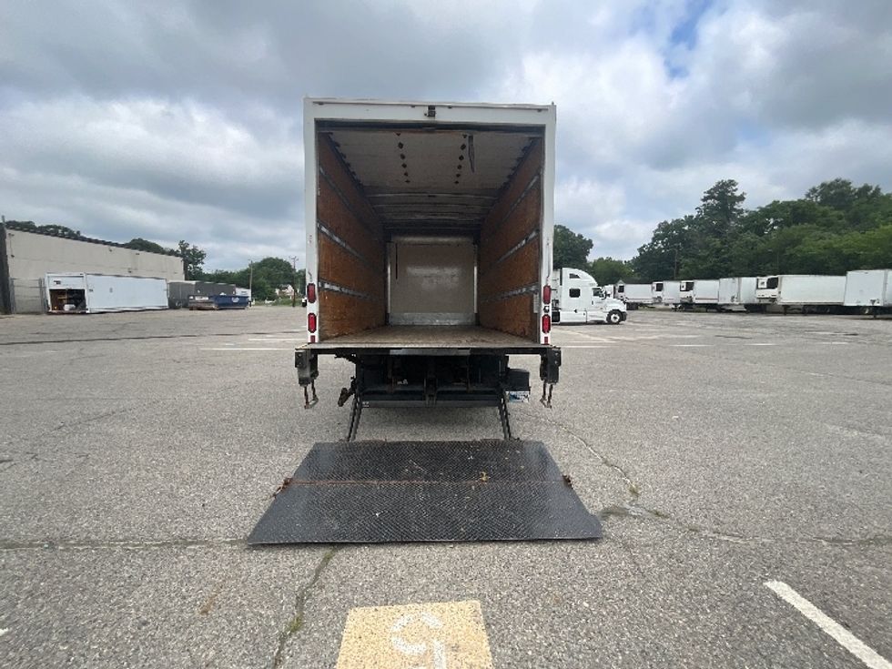 Medium Duty Box Truck-Light and Medium Duty Trucks-Isuzu-2020-NQR-Prince George-VA-109,924\n\t\tmiles-$ 44,000 - Image 9