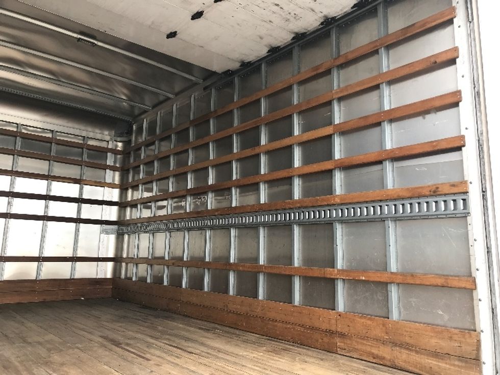 Medium Duty Box Truck-Light and Medium Duty Trucks-Isuzu-2020-NQR-Sparks-NV-81,746\n\t\tmiles-$ 48,500 - Image 11