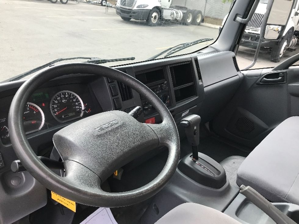 2020 Isuzu NQR photo 14
