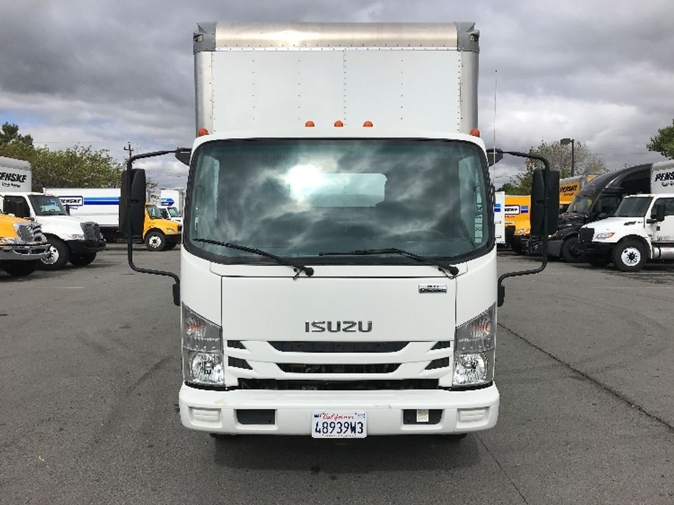 2020 Isuzu NQR photo 2