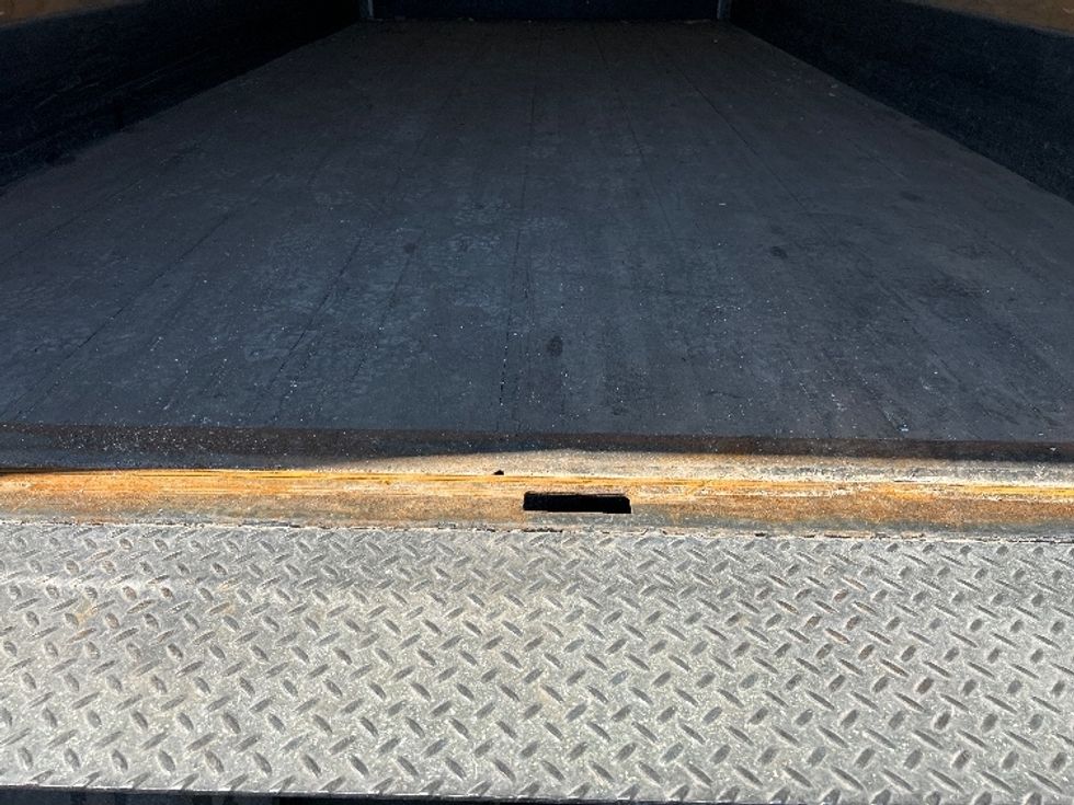 Medium Duty Box Truck-Light and Medium Duty Trucks-Isuzu-2020-NQR-Sturtevant-WI-148,135\n\t\tmiles-$ 39,500 - Image 10