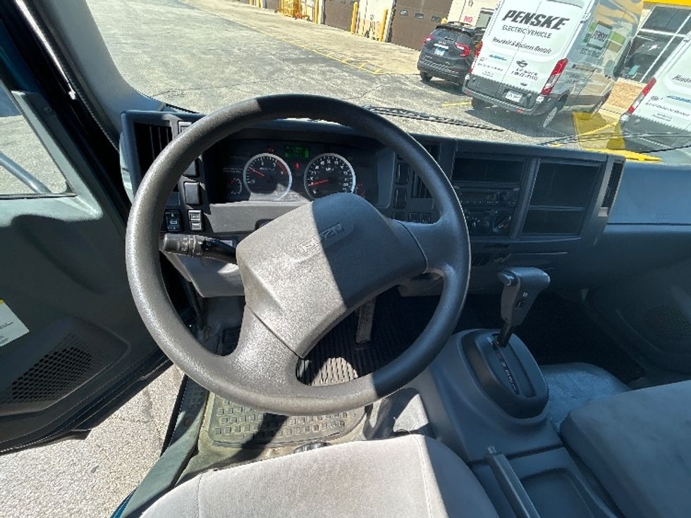 Medium Duty Box Truck-Light and Medium Duty Trucks-Isuzu-2020-NQR-Sturtevant-WI-148,135\n\t\tmiles-$ 39,500 - Image 18