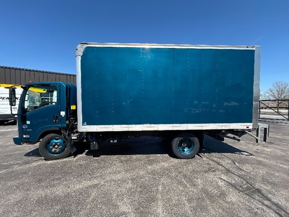 Medium Duty Box Truck-Light and Medium Duty Trucks-Isuzu-2020-NQR-Sturtevant-WI-148,135\n\t\tmiles-$ 39,500 - Image 4