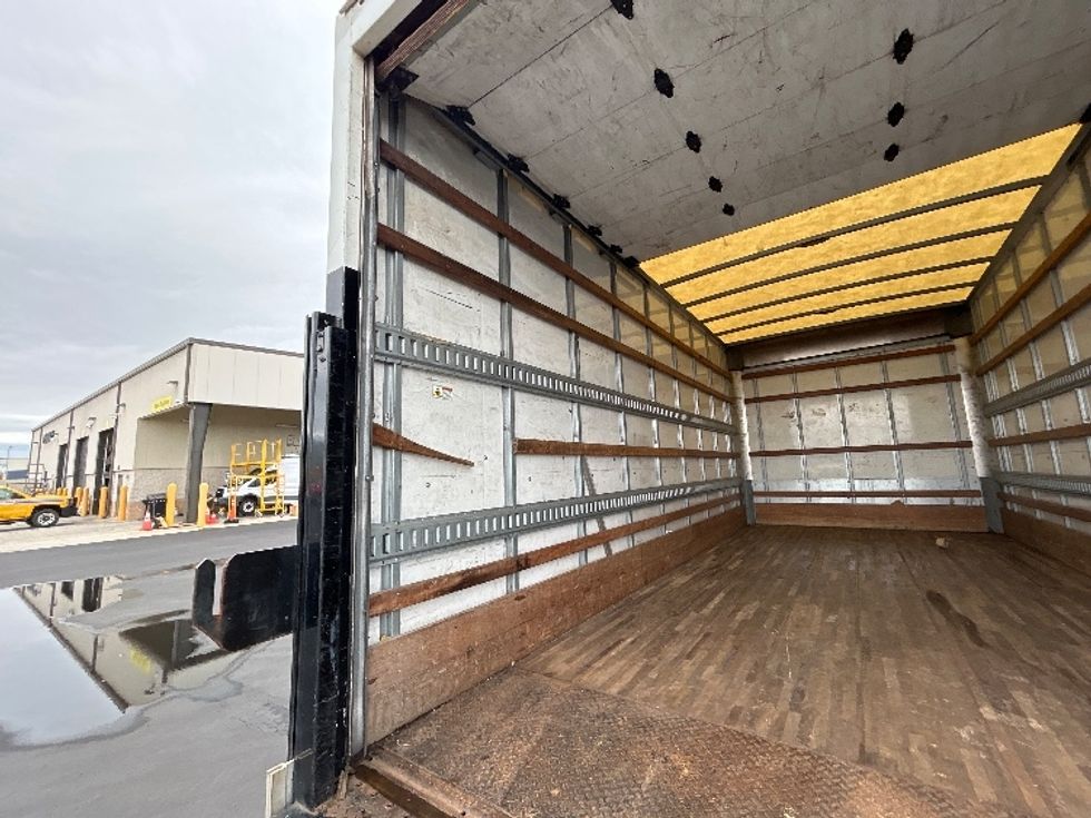 Medium Duty Box Truck-Light and Medium Duty Trucks-Isuzu-2020-NQR-Torrance-CA-131,953\n\t\tmiles-$ 44,250 - Image 11