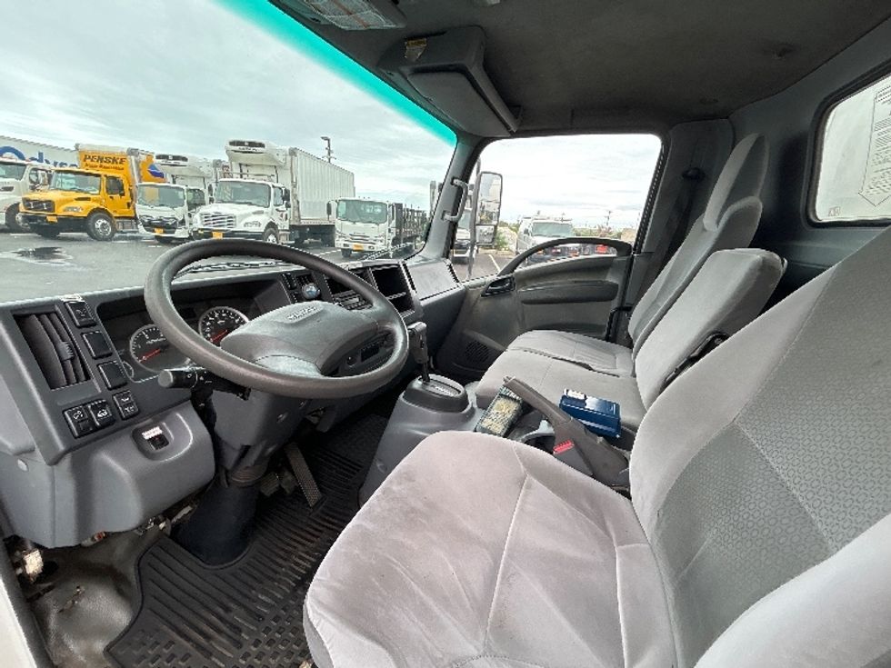 Medium Duty Box Truck-Light and Medium Duty Trucks-Isuzu-2020-NQR-Torrance-CA-131,953\n\t\tmiles-$ 44,250 - Image 17