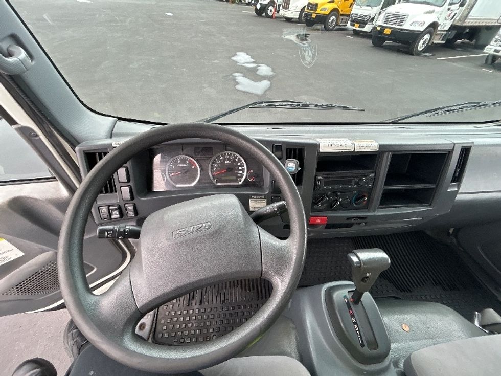 Medium Duty Box Truck-Light and Medium Duty Trucks-Isuzu-2020-NQR-Torrance-CA-131,953\n\t\tmiles-$ 44,250 - Image 18