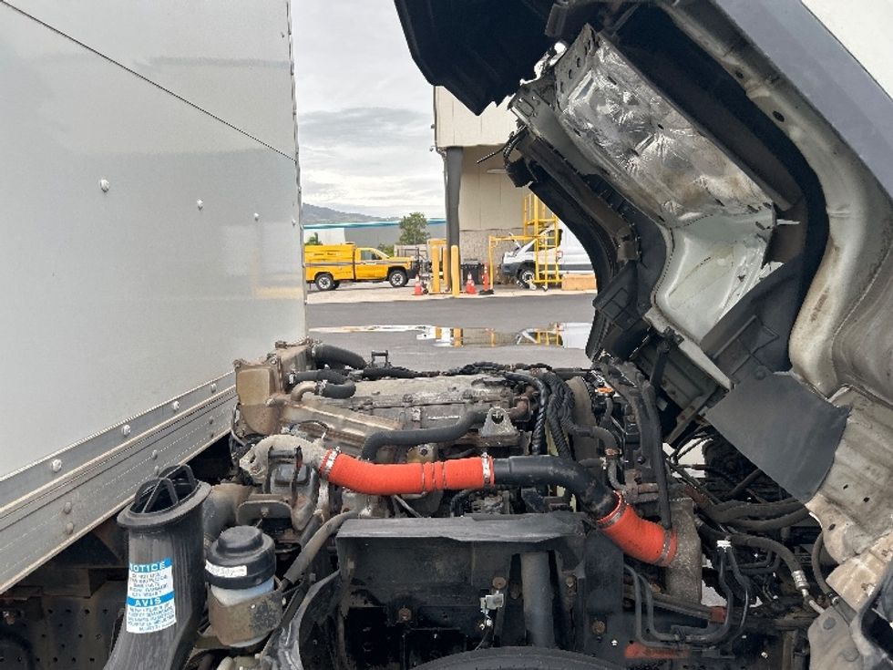 Medium Duty Box Truck-Light and Medium Duty Trucks-Isuzu-2020-NQR-Torrance-CA-131,953\n\t\tmiles-$ 44,250 - Image 23