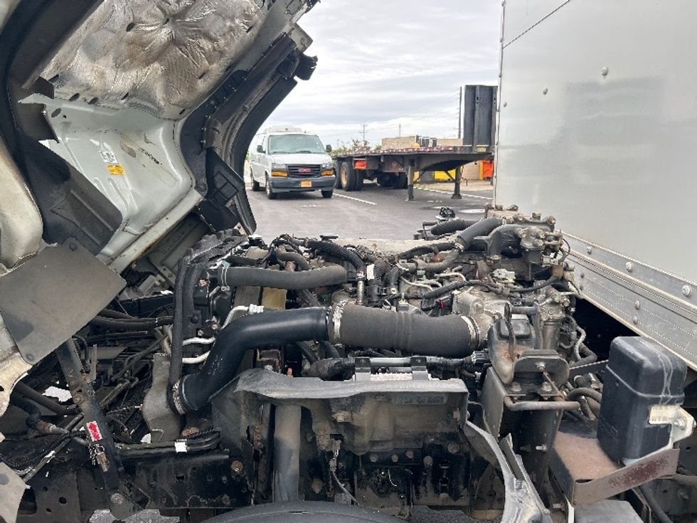 Medium Duty Box Truck-Light and Medium Duty Trucks-Isuzu-2020-NQR-Torrance-CA-131,953\n\t\tmiles-$ 44,250 - Image 24