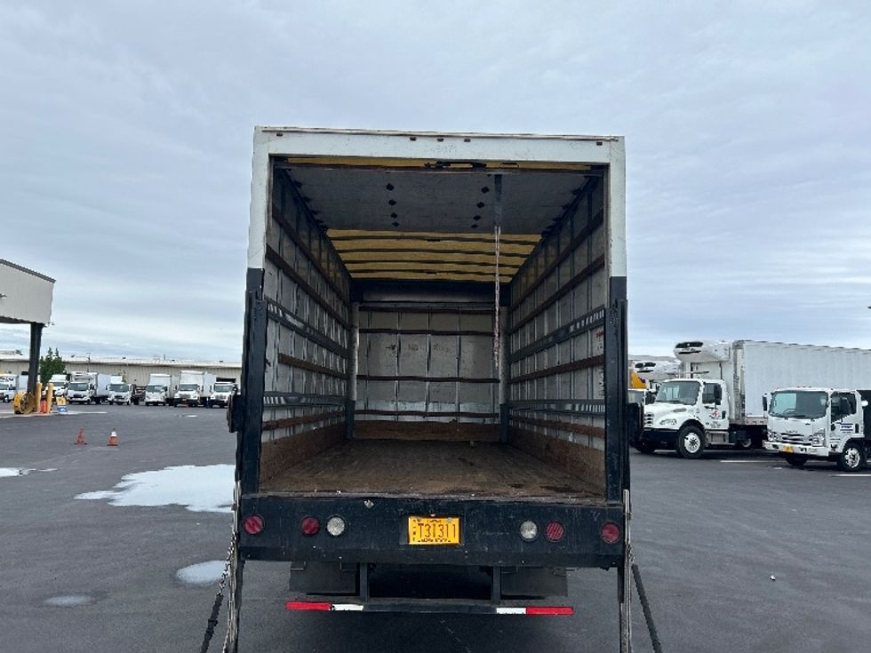 Medium Duty Box Truck-Light and Medium Duty Trucks-Isuzu-2020-NQR-Torrance-CA-131,953\n\t\tmiles-$ 44,250 - Image 8