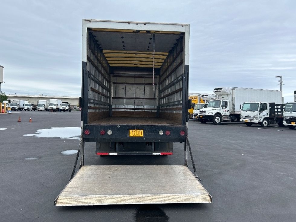 Medium Duty Box Truck-Light and Medium Duty Trucks-Isuzu-2020-NQR-Torrance-CA-131,953\n\t\tmiles-$ 44,250 - Image 9